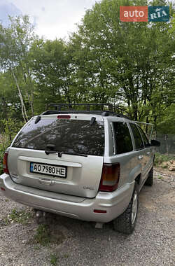 Внедорожник / Кроссовер Jeep Grand Cherokee 2003 в 