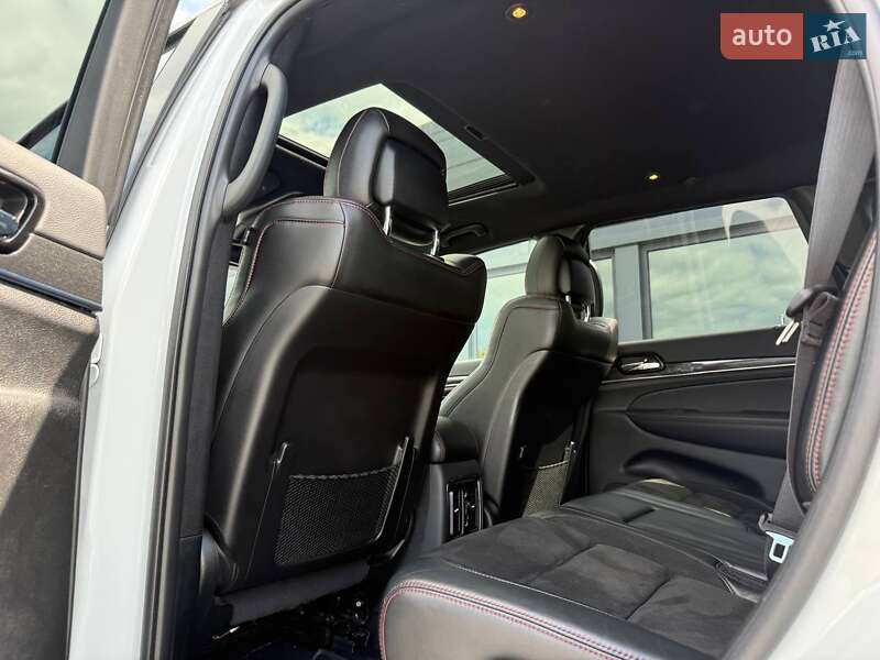 Внедорожник / Кроссовер Jeep Grand Cherokee 2021 в Ровно