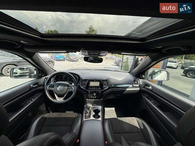 Внедорожник / Кроссовер Jeep Grand Cherokee 2021 в Ровно