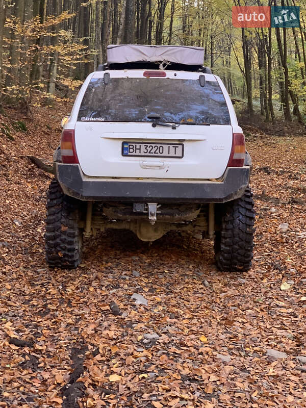 Внедорожник / Кроссовер Jeep Grand Cherokee 1999 в Ужгороде