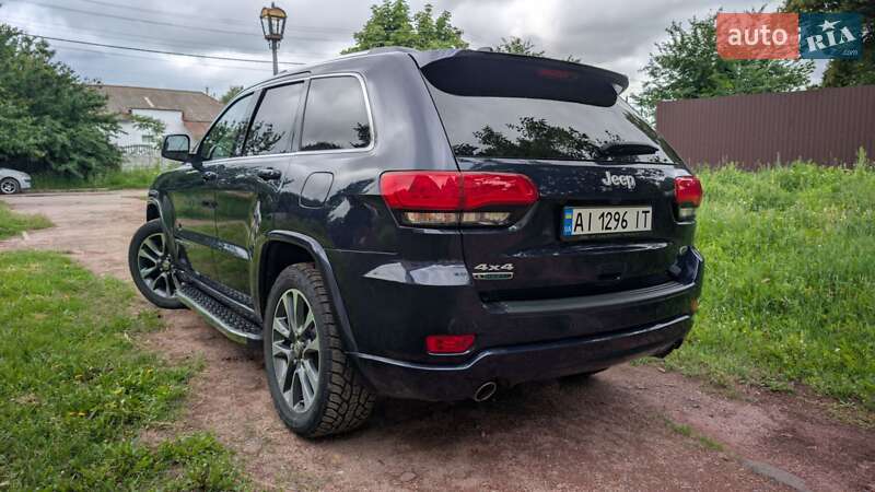 Внедорожник / Кроссовер Jeep Grand Cherokee 2017 в Сумах