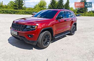 Внедорожник / Кроссовер Jeep Grand Cherokee 2015 в 