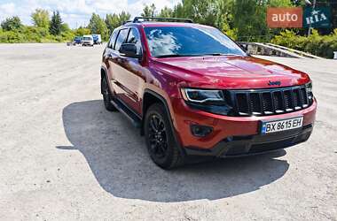 Внедорожник / Кроссовер Jeep Grand Cherokee 2015 в 