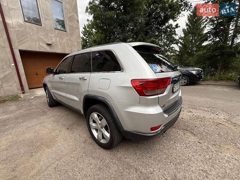 Позашляховик / Кросовер Jeep Grand Cherokee 2011 в Львові