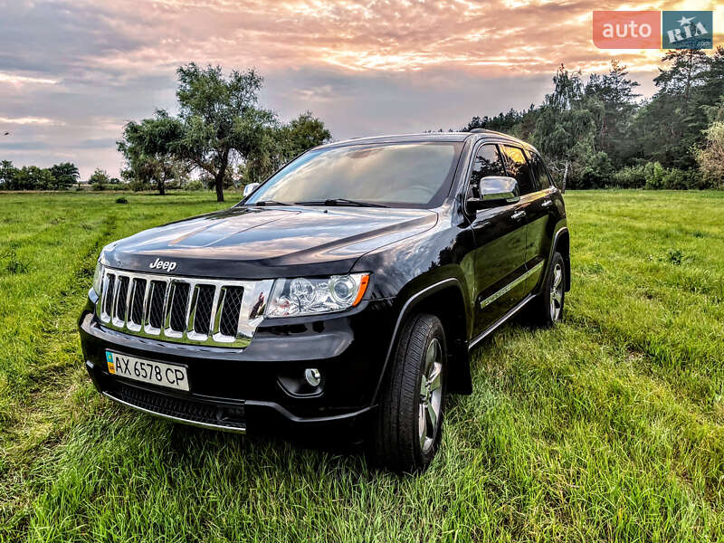 Внедорожник / Кроссовер Jeep Grand Cherokee 2011 в Харькове