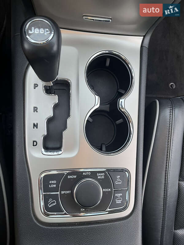 Внедорожник / Кроссовер Jeep Grand Cherokee 2011 в Харькове