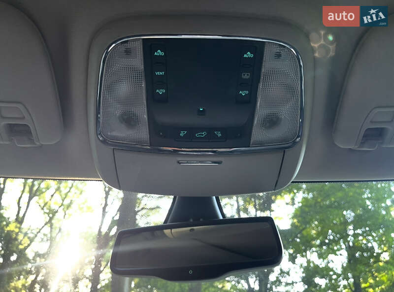 Внедорожник / Кроссовер Jeep Grand Cherokee 2011 в Виннице