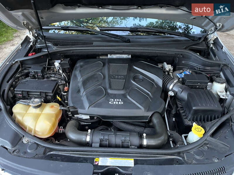 Внедорожник / Кроссовер Jeep Grand Cherokee 2011 в Виннице