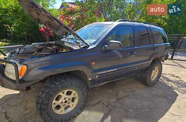 Позашляховик / Кросовер Jeep Grand Cherokee 2000 в 