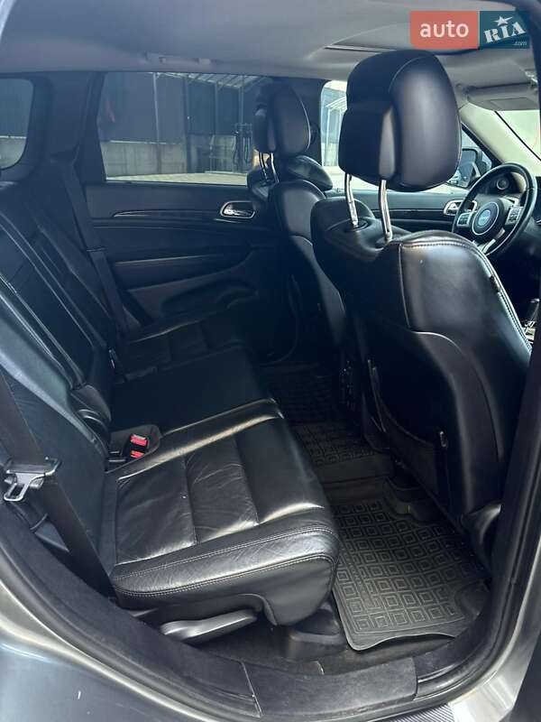 Внедорожник / Кроссовер Jeep Grand Cherokee 2012 в Иршаве