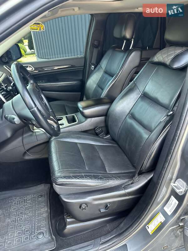Внедорожник / Кроссовер Jeep Grand Cherokee 2012 в Иршаве