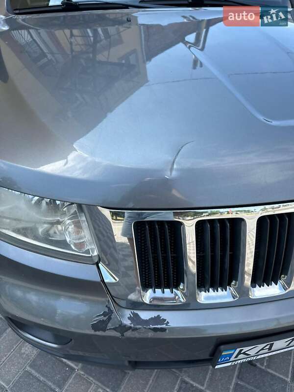 Внедорожник / Кроссовер Jeep Grand Cherokee 2012 в Иршаве