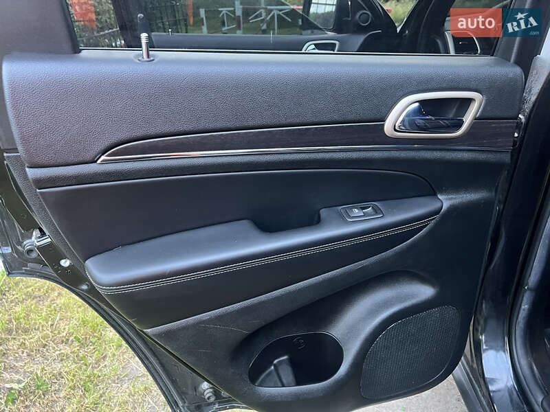 Внедорожник / Кроссовер Jeep Grand Cherokee 2013 в Золочеве фото 10 Внедорожник / Кроссовер Jeep Grand Cherokee 2013 в Золочеве