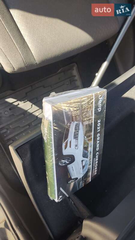 Позашляховик / Кросовер Jeep Grand Cherokee 2021 в Глухові фото 13 Позашляховик / Кросовер Jeep Grand Cherokee 2021 в Глухові