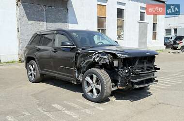 Позашляховик / Кросовер Jeep Grand Cherokee 2022 в 