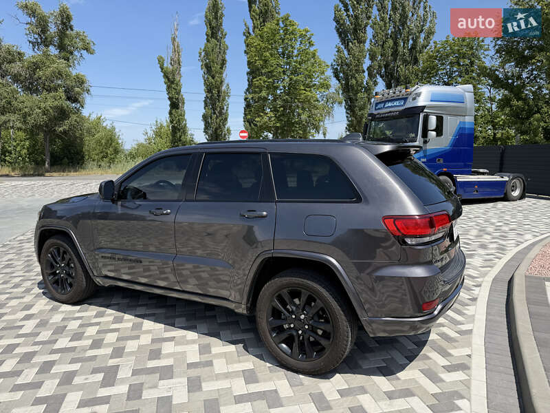 Внедорожник / Кроссовер Jeep Grand Cherokee 2018 в Каневе
