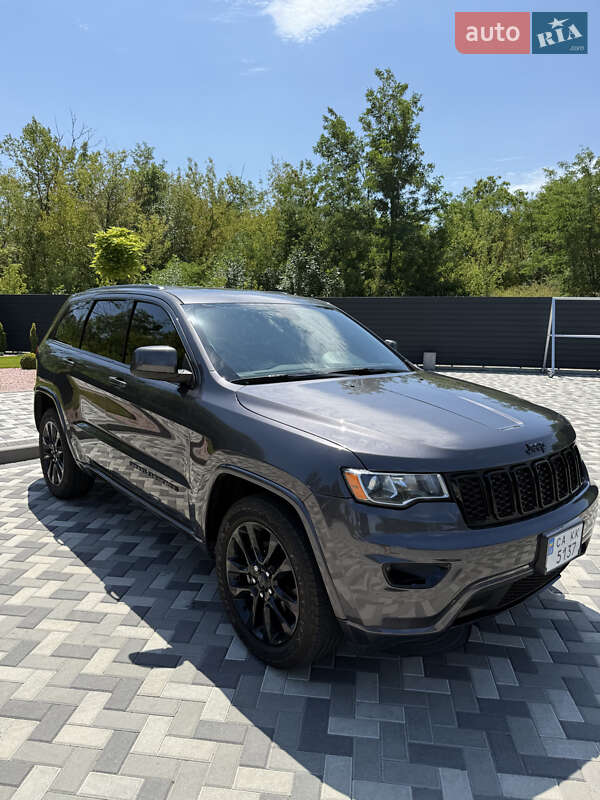 Внедорожник / Кроссовер Jeep Grand Cherokee 2018 в Каневе