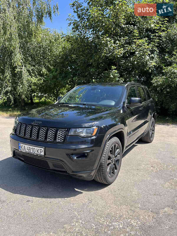Внедорожник / Кроссовер Jeep Grand Cherokee 2018 в Староконстантинове