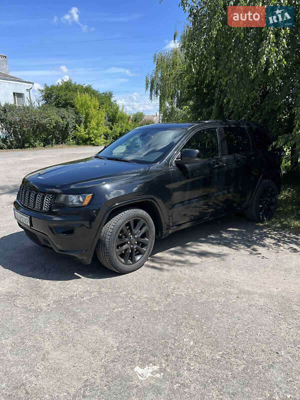 Внедорожник / Кроссовер Jeep Grand Cherokee 2018 в Староконстантинове