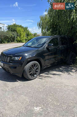 Внедорожник / Кроссовер Jeep Grand Cherokee 2018 в 