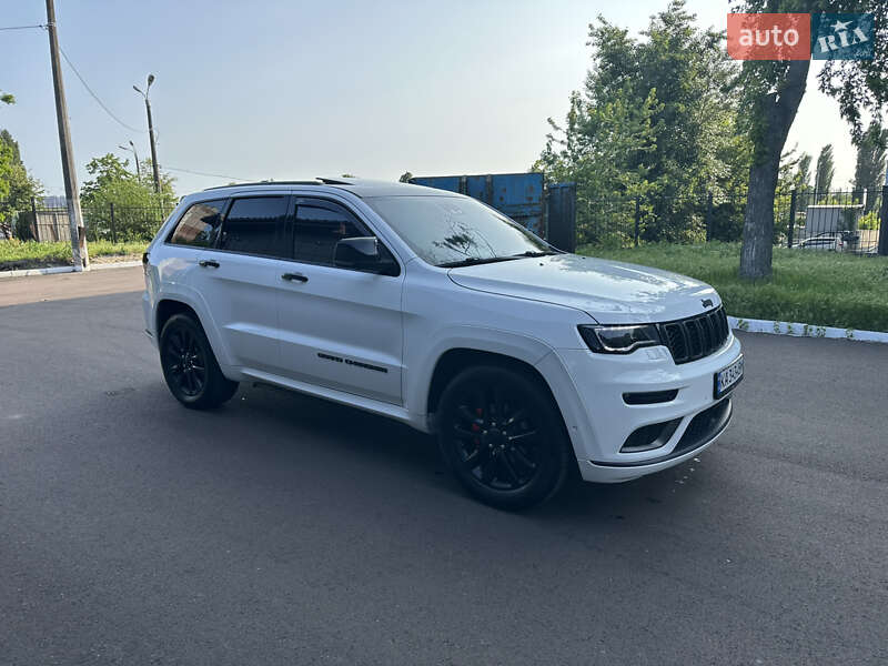 Позашляховик / Кросовер Jeep Grand Cherokee 2018 в Києві фото 3 Позашляховик / Кросовер Jeep Grand Cherokee 2018 в Києві