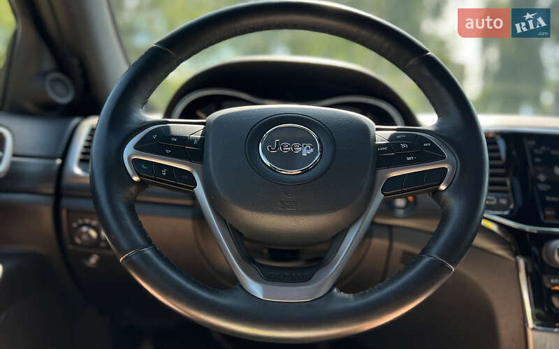 Внедорожник / Кроссовер Jeep Grand Cherokee 2020 в Львове