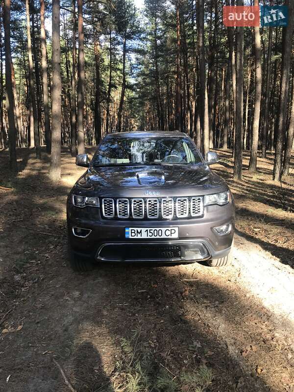 Внедорожник / Кроссовер Jeep Grand Cherokee 2017 в Ахтырке