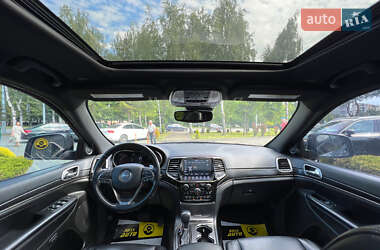 Внедорожник / Кроссовер Jeep Grand Cherokee 2019 в 