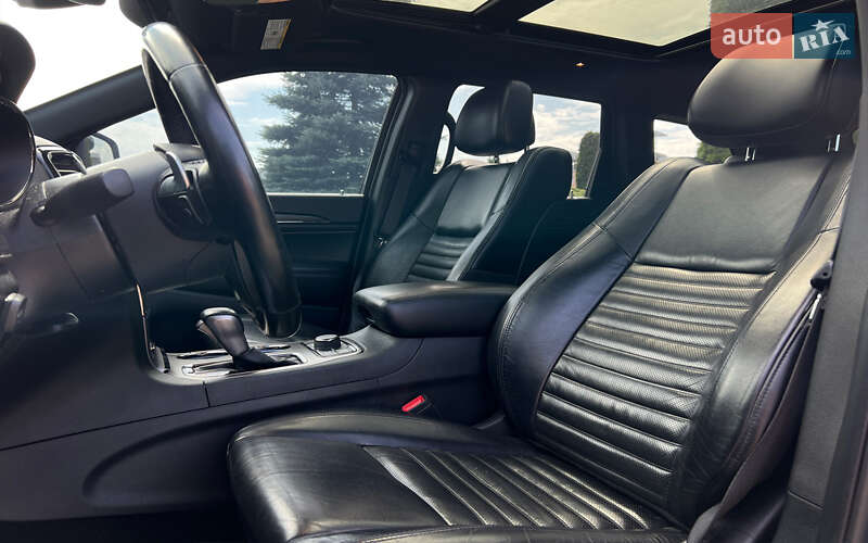 Внедорожник / Кроссовер Jeep Grand Cherokee 2019 в Львове