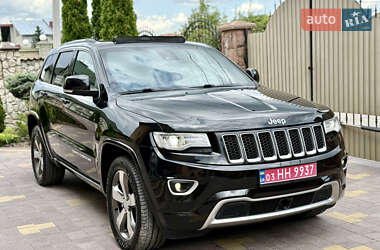 Внедорожник / Кроссовер Jeep Grand Cherokee 2015 в 