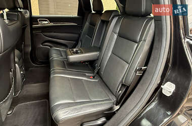 Внедорожник / Кроссовер Jeep Grand Cherokee 2015 в 