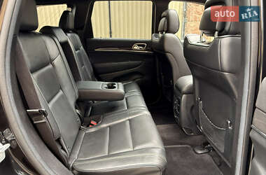 Внедорожник / Кроссовер Jeep Grand Cherokee 2015 в 