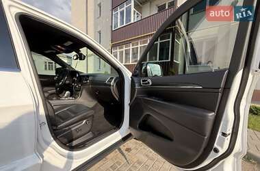 Внедорожник / Кроссовер Jeep Grand Cherokee 2021 в 
