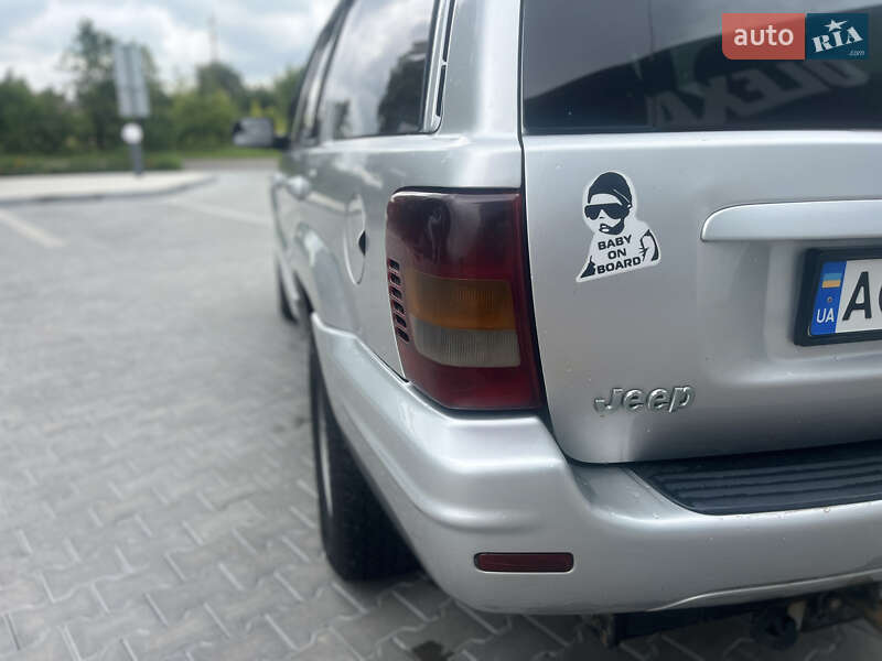 Внедорожник / Кроссовер Jeep Grand Cherokee 2004 в Владимире