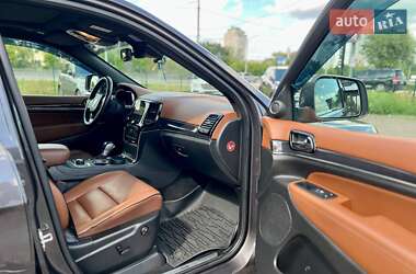 Внедорожник / Кроссовер Jeep Grand Cherokee 2021 в 
