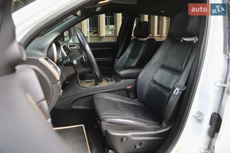 Внедорожник / Кроссовер Jeep Grand Cherokee 2013 в Харькове