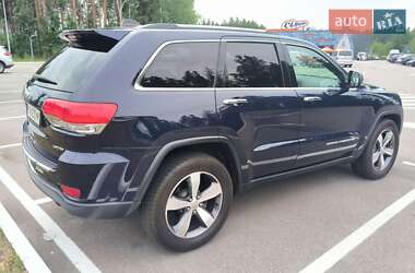 Внедорожник / Кроссовер Jeep Grand Cherokee 2016 в 