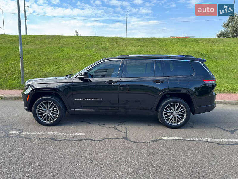 Внедорожник / Кроссовер Jeep Grand Cherokee 2022 в Киеве