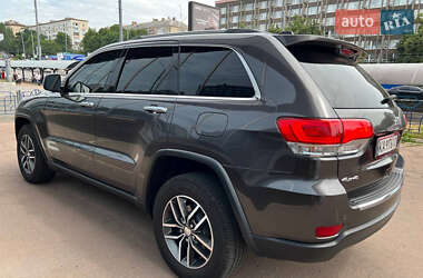 Внедорожник / Кроссовер Jeep Grand Cherokee 2018 в 