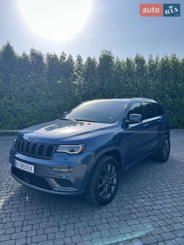 Позашляховик / Кросовер Jeep Grand Cherokee 2020 в Чернівцях