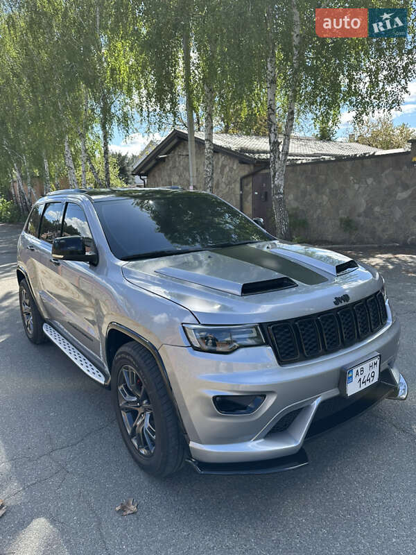 Внедорожник / Кроссовер Jeep Grand Cherokee 2015 в Киеве