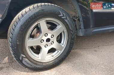 Внедорожник / Кроссовер Jeep Grand Cherokee 2006 в 