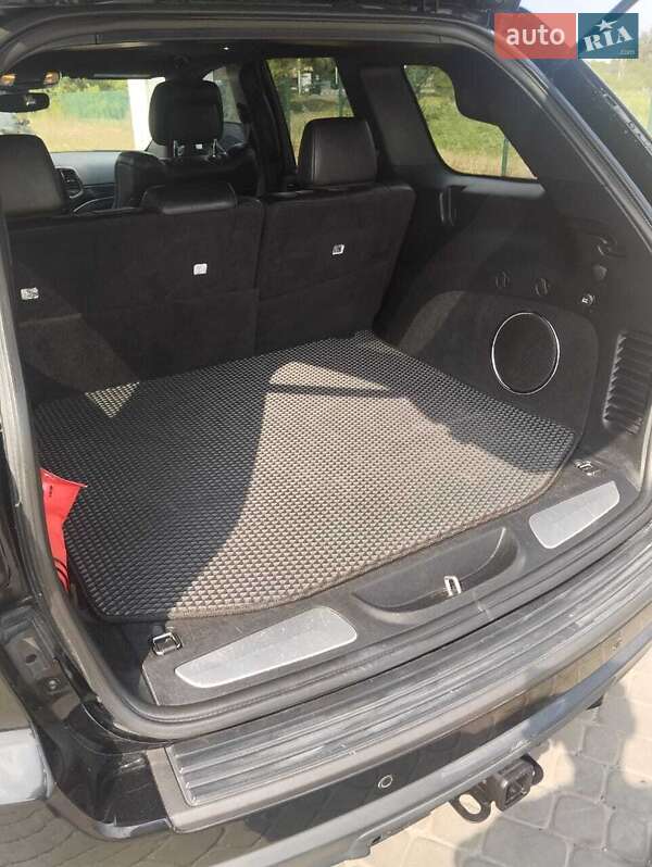 Позашляховик / Кросовер Jeep Grand Cherokee 2019 в Новомосковську фото 6 Позашляховик / Кросовер Jeep Grand Cherokee 2019 в Новомосковську