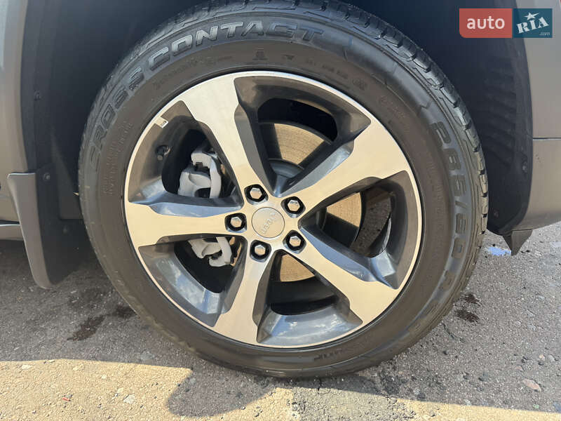 Внедорожник / Кроссовер Jeep Grand Cherokee 2023 в Киеве