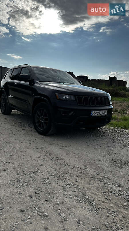 Внедорожник / Кроссовер Jeep Grand Cherokee 2016 в Ивано-Франковске