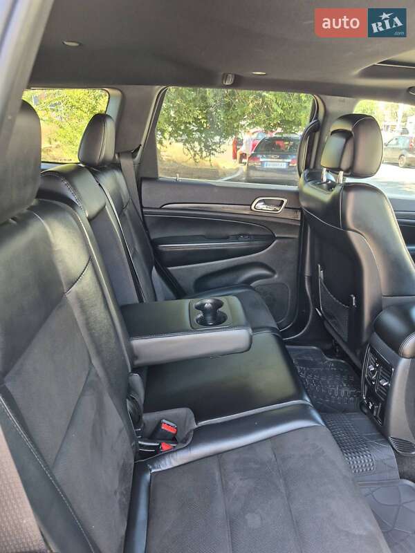 Внедорожник / Кроссовер Jeep Grand Cherokee 2018 в Одессе