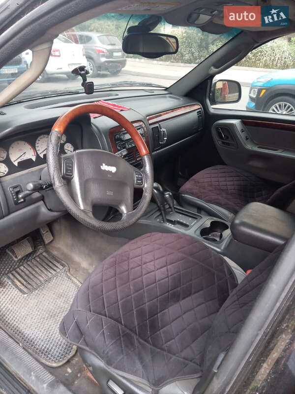 Внедорожник / Кроссовер Jeep Grand Cherokee 2003 в Тернополе