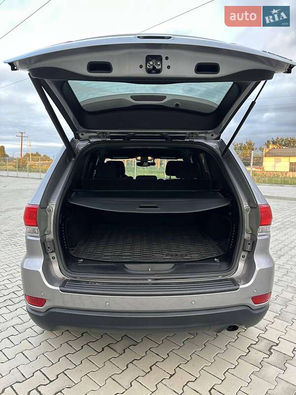Внедорожник / Кроссовер Jeep Grand Cherokee 2017 в Львове