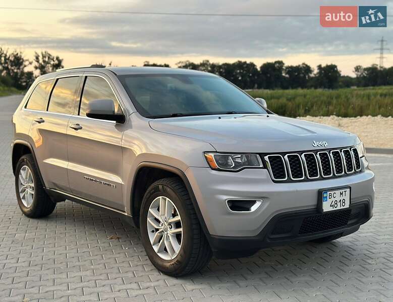 Внедорожник / Кроссовер Jeep Grand Cherokee 2017 в Львове