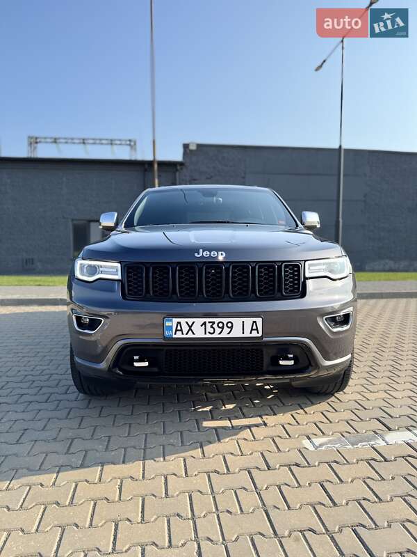 Внедорожник / Кроссовер Jeep Grand Cherokee 2018 в Ивано-Франковске